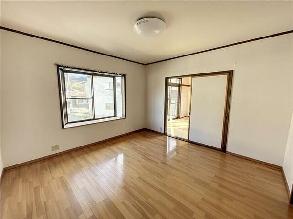 apartment 福島県伊達郡川俣町字中島
中島の賃貸情報を見る
物件地図