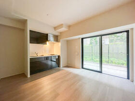 オープンレジデンシア大宮フロント