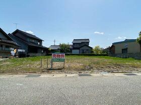 富山県富山市呉羽町呉羽三ツ塚