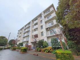 三郷早稲田団地４−２−２号棟