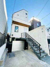 東京都目黒区東が丘２丁目