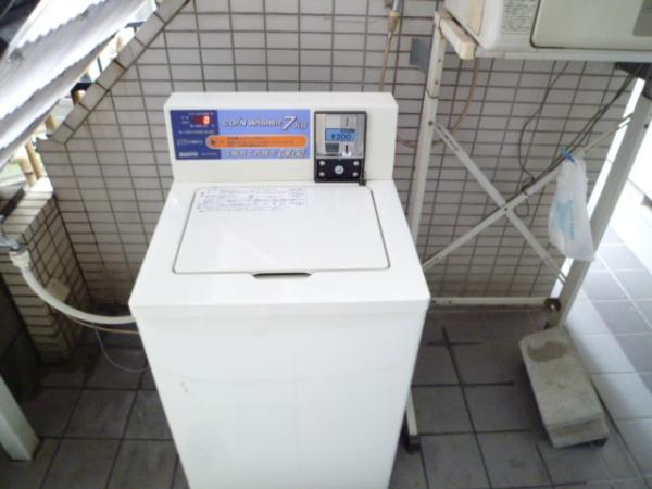画像11:共同洗濯機