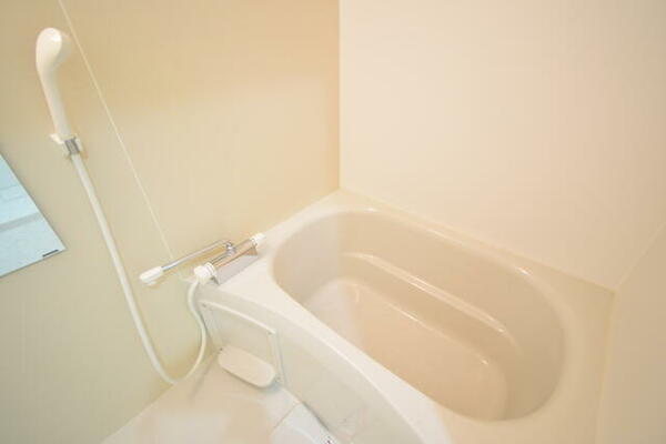 画像6:清潔感のある浴室です★