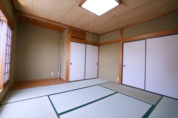 detached 埼玉県比企郡鳩山町大字赤沼

地図を見る