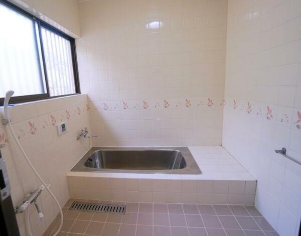 detached 埼玉県比企郡鳩山町大字赤沼

地図を見る