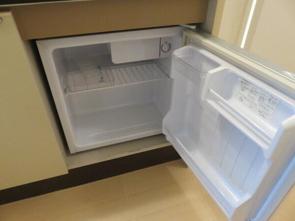 画像12:ミニ冷蔵庫あります