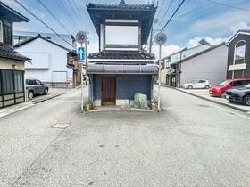 石川県金沢市堀川町