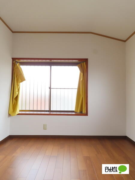 detached 東京都小金井市関野町２丁目

地図を見る