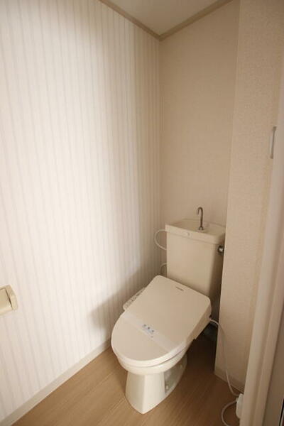 画像12:トイレ【別室参考写真】