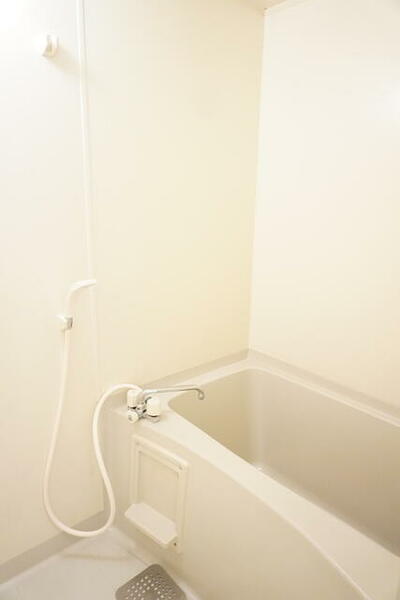 画像6:シャワー付のバスルームです♪