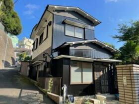 神奈川県横浜市金沢区富岡東３丁目