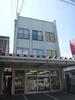 東大館駅より徒歩12分 築48年6ヶ月 3階建の賃貸物件