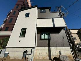 埼玉県さいたま市中央区上峰３丁目