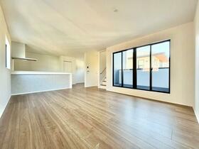 埼玉県さいたま市浦和区駒場１丁目