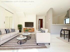 埼玉県蓮田市椿山４丁目