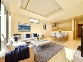 埼玉県さいたま市岩槻区上里１丁目