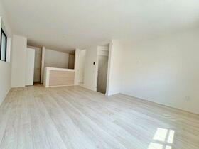 埼玉県さいたま市浦和区元町３丁目