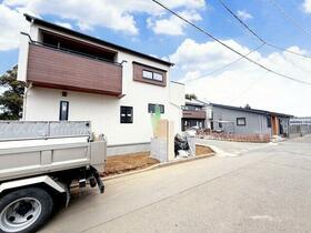 埼玉県上尾市大字瓦葺