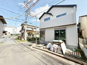 埼玉県上尾市谷津１丁目