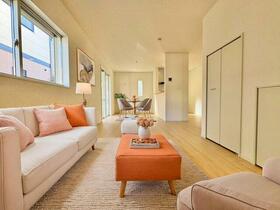 埼玉県さいたま市浦和区上木崎６丁目