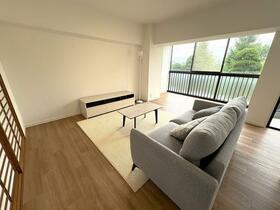 嵐山ロイアルハイツ第3号棟 3−205