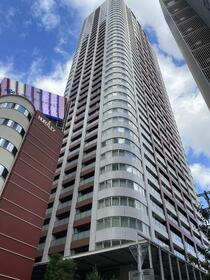 ザ・梅田タワー