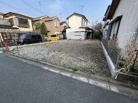 神奈川県愛甲郡愛川町中津