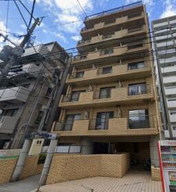 ライベストコート薬院