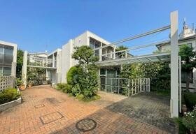 東京都世田谷区代沢１丁目