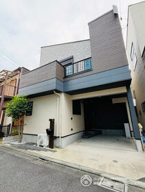 東京都足立区新田１丁目