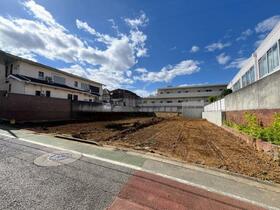 東京都文京区小日向１丁目