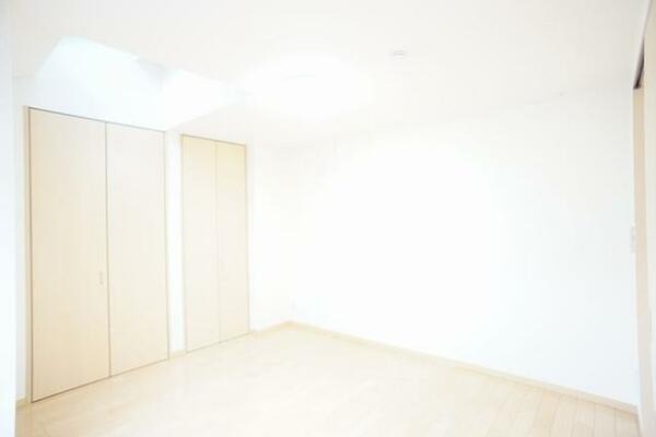 画像7:【Ｒｏｏｍ】お部屋全体の雰囲気が伝わってきますね！是非家具の配置などイメージしてみて下さい！