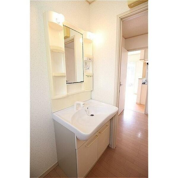 detached 茨城県牛久市上柏田３丁目
地図を見る