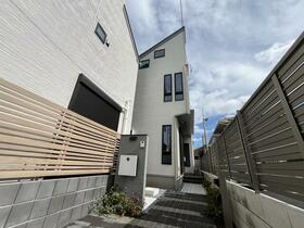 東京都中野区白鷺２丁目