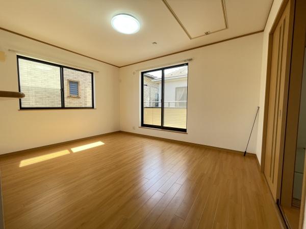 detached 埼玉県坂戸市本町

地図を見る