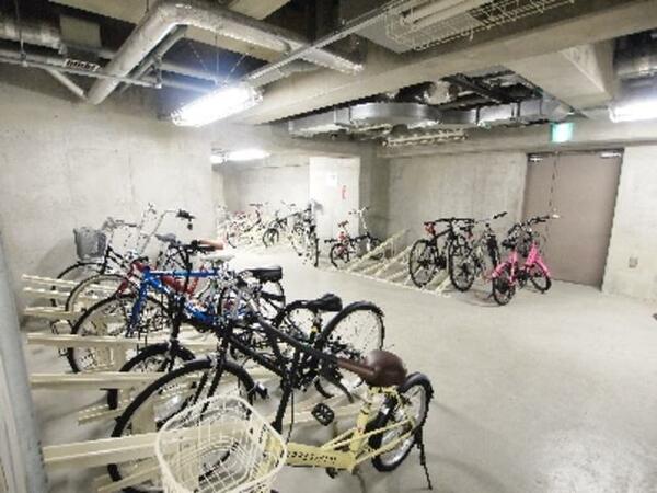 画像6:自転車置場があれば、ちょっとしたお買い物も便利♪