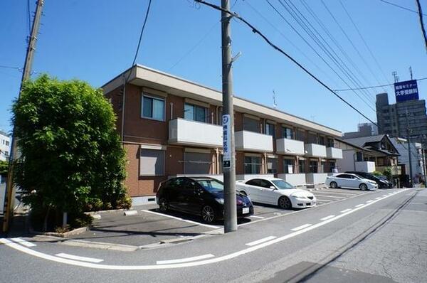 画像3:敷地内に駐車場有り(※要空き状況確認・別途契約が必要です）