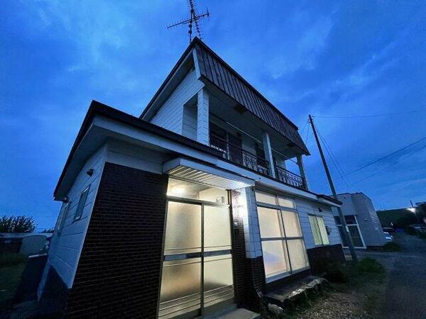 detached 北海道空知郡上富良野町旭町４丁目
地図を見る