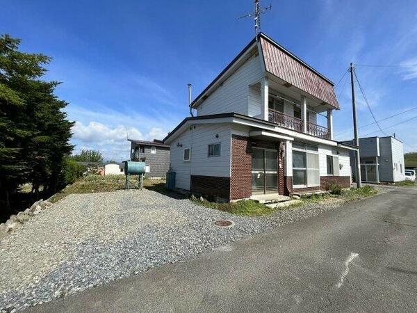 detached 北海道空知郡上富良野町旭町４丁目

地図を見る