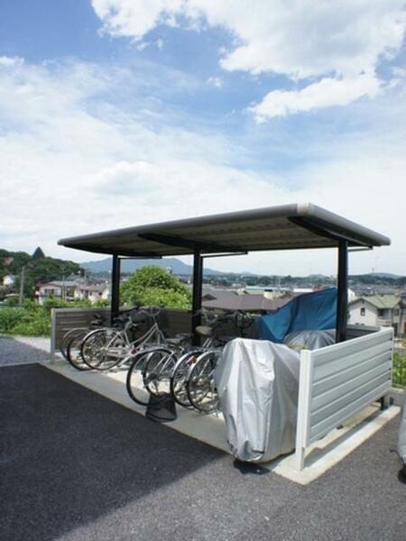 画像13:■駐輪場■　敷地内屋根付サイクルポート！