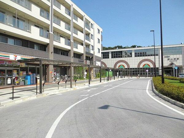画像16:☆飯山満駅まで徒歩７分（560ｍ）。通勤・通学に好アクセスです