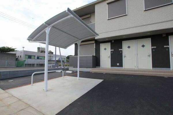 画像5:入居者専用の屋根付き駐輪場がございます♪