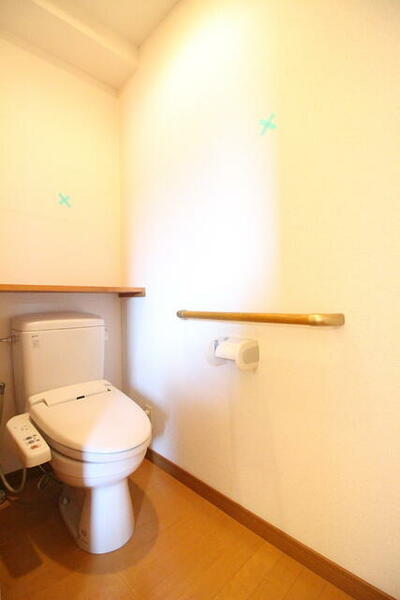 画像12:温水洗浄便座付きのトイレ♪