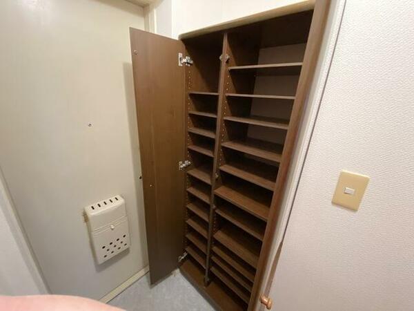 apartment 埼玉県越谷市西方２丁目
地図を見る