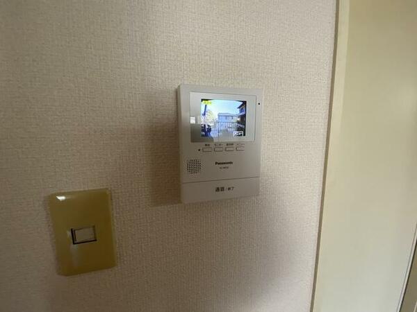 apartment 埼玉県越谷市西方２丁目
地図を見る
