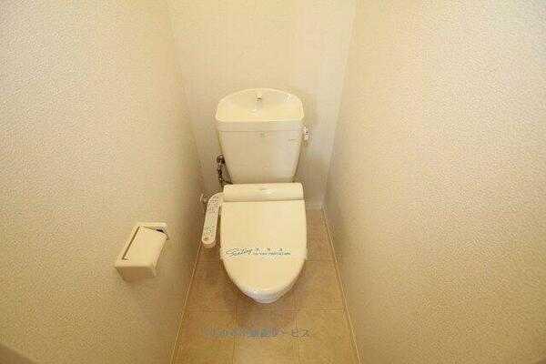 画像7:トイレもきれいです オランジェ玉川C棟　201号室　2020年10月16日撮影