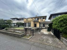 茨城県龍ケ崎市藤ケ丘５丁目