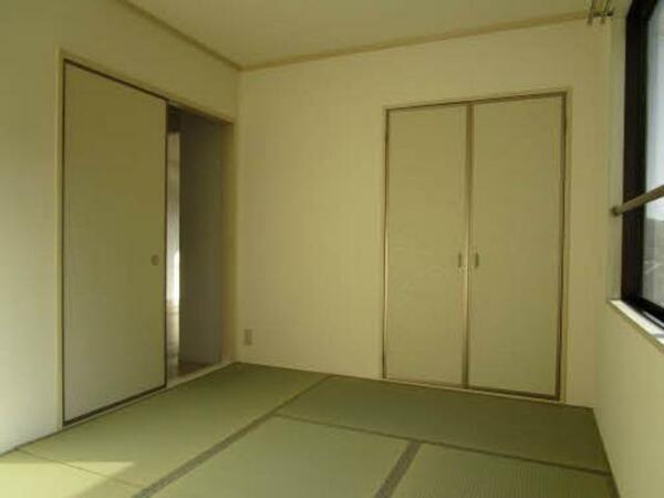 画像11:☆畳の部屋も１部屋あると便利です♪イ草の香りが気持ちをリラックスさせてくれます♪