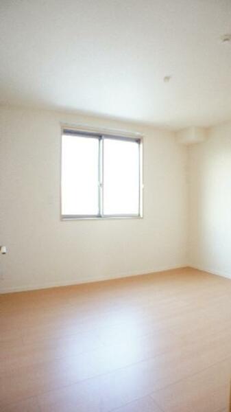 画像11:シンプルなコーディネーションのお部屋のため、家具などを合わせやすい！！