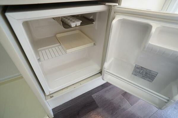 画像9:ミニ冷蔵庫